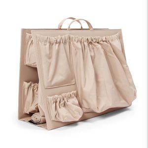 Tote Savvy original nylon organizer in almond NWOT